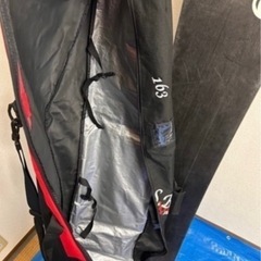 スノーボードケースの画像