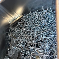 色んな木工ビスからのネジの画像