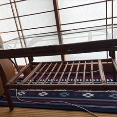 ガラステーブルの画像