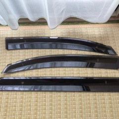 VOXY ドアバイザーの画像