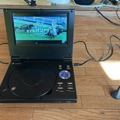 ポーダブルTV、DVD機能、リモコン付きの画像