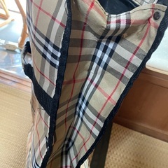 キャスター付きバックの画像