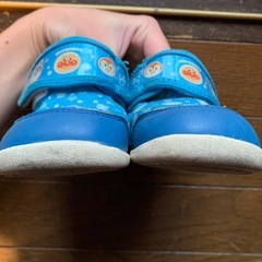 （使用感あり）アンパンマンサマーシューズの画像