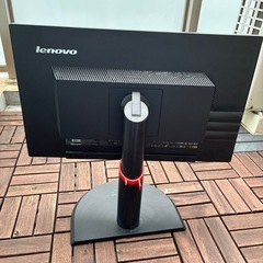Lenovo ThinkVision 24インチ ディスプレイの画像