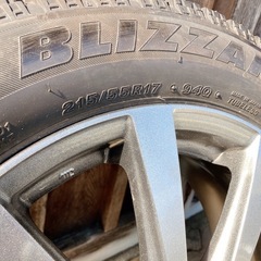 MANARAY SPORT 17インチ 215/55R17 18年 スタッドレス 4本セットの画像