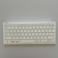 【美品】ELECOM TK-FB102 日本語配列キーボードの画像