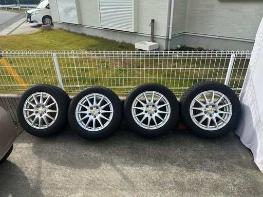 スタッドレスタイヤ 205/60R16 (てっくん) ひたちなかのタイヤ