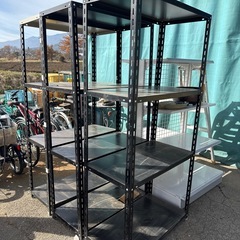 黒のスチール製ラク4段1点の画像