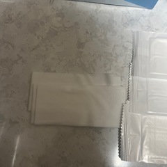 大量！　ダンボールや大型紙手提げ等で　お手拭き　　使い捨てタイプ　の画像