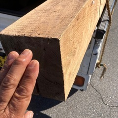 お正月のお餅つき用　蒸し器用の薪マキ。薪ストーブ。カット済み5〜8kgずつ束ねてあります　キャンプ用焚き火、サウナ。おくどさん（竈門）木）。在庫たくさんあります。薪の材料（長い材木）もあります。早い者勝ち。割引あります。の画像