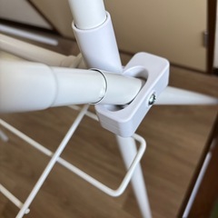 アイリスオーヤマ 物干しスタンド
の画像