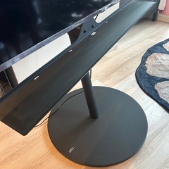 65型テレビ＋テレビ台の画像