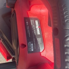 チェンソーバッテリー付きの画像