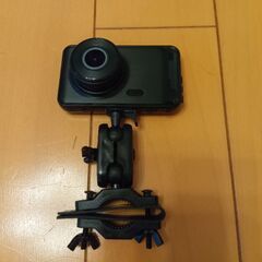 ドライブレコーダー、前後の画像