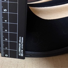 【中古】パンジー22.5㎝　EEE黒パンプスの画像