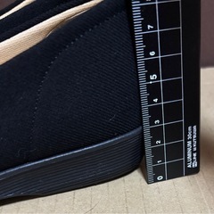 【中古】パンジー22.5㎝　EEE黒パンプスの画像