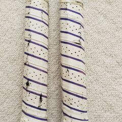 バドミントンラケット、ケースのセットの画像