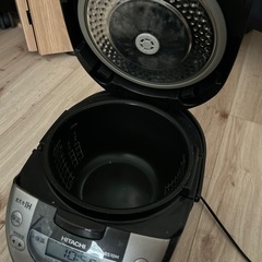HITACHI 炊飯器の画像