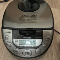 HITACHI 炊飯器の画像
