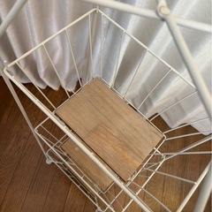 ワイラーラック、バスケットの画像