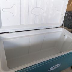 コールマンクーラーボックスの画像