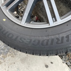 【良品】BRIDGESTONEスタッドレス　ホイールセット　スタッドレス　ブリヂストン 205 60r16 新型プリウスなどにの画像