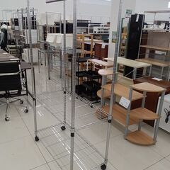 ★リユースのサカイ日立店★HJ8380  キャスター付きメタルラック シルバー H178.5×D46×W90 クリーニング済み の画像