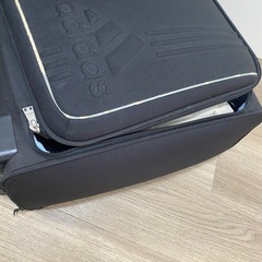 キャリーケースの画像