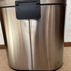ダストボックスの画像