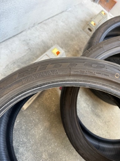 ニットー nitto タイヤ 245/35r20 20
インチ