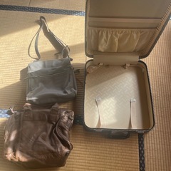 バック　3点の画像