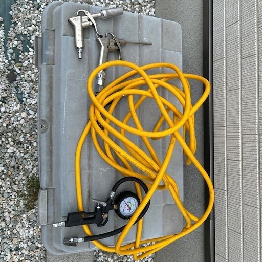 藤原産業　SK11 sw-231　オイルレス　エアーコンプレッサー