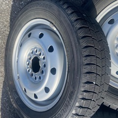 ブリヂストン スタッドレス 製
 スチールホイール付き 4本セット155/65/13の画像