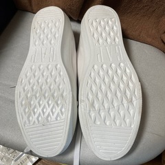 GAPスニーカー白
の画像