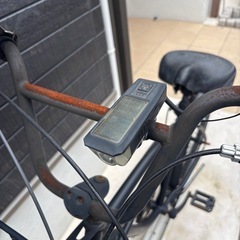 タイヤの大きい自転車の画像