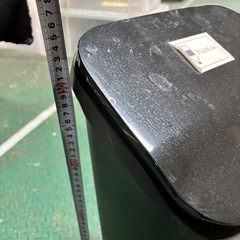 ゴミ箱の画像