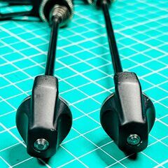 GIANT RWS WHEEL RETENTION スキュワー前後セットの画像