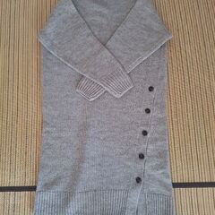 男の子アウター130　サンダル21センチ　女性ニットワンピースの画像