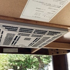 ダイニングテーブル型のこたつの画像