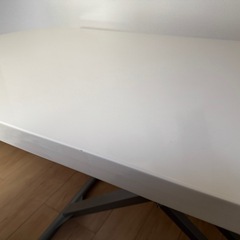 昇降テーブル　ホワイトの画像