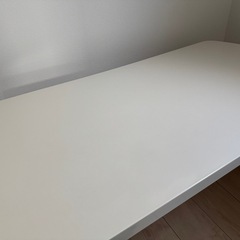 昇降テーブル　ホワイトの画像