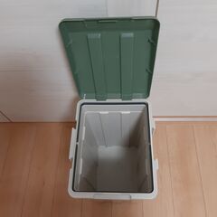 (家具) ゴミ箱、ケース、家具の画像