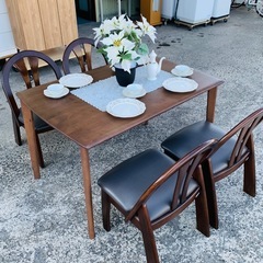 ダイニングチェア　テーブル　の画像