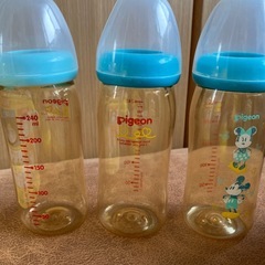 ベビー　食事用品の画像