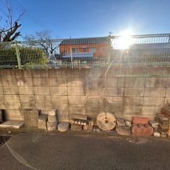 【無料】【引取限定】コンクリートブロックお譲りします2025/11/23～   14の画像