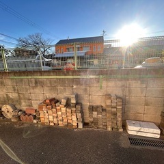 【無料】【引取限定】コンクリートブロックお譲りします2025/11/23～   14の画像