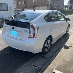 ※自社ローンあり※25年式　プリウス　S　ナビ・テレビ・ブルーツース・Rカメラ・HIDライト・ETCの画像