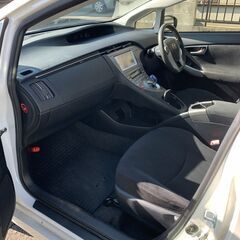 ※自社ローンあり※25年式　プリウス　S　ナビ・テレビ・ブルーツース・Rカメラ・HIDライト・ETCの画像