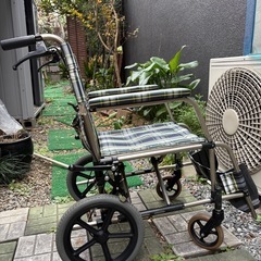 車椅子の画像