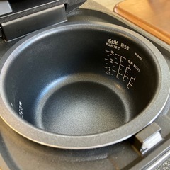 サ2511-370 TIGER 限定商品 マイコンジャー炊飯器 JBS-A055 3合炊き 2024年製 マットブラック 通電確認済み キズ汚れ有り の画像